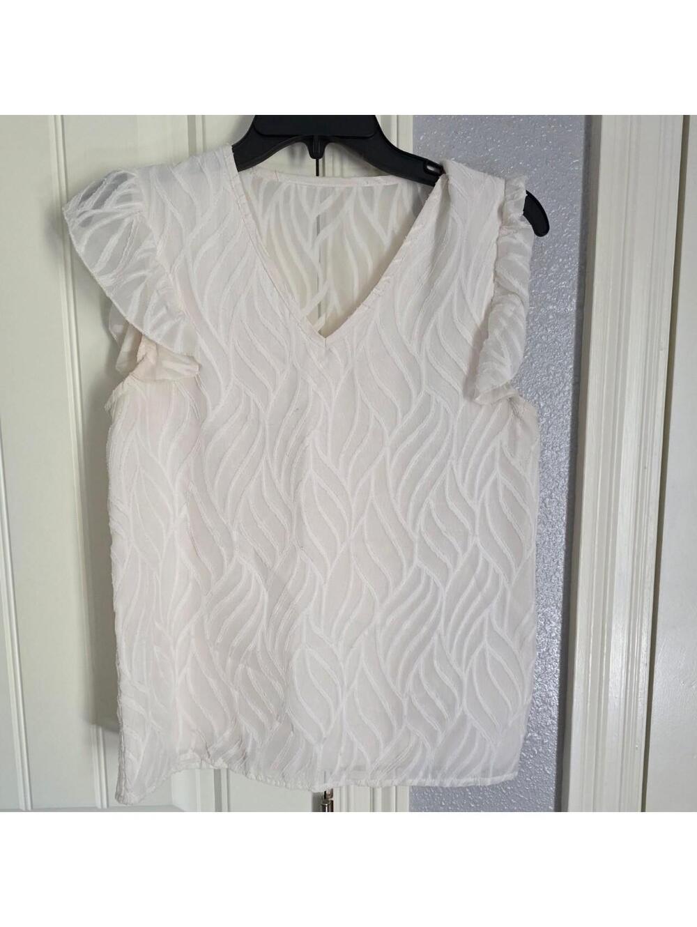 Women's White and Cream Blous